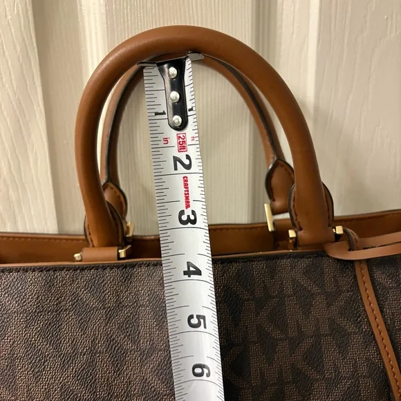 Michael Kors Jessie Large Signature TZ Tote Satchel Shoulder Bag Like New - Picture 12 of 16